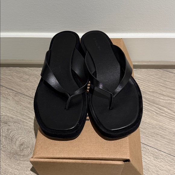 Reformation Eden Platform Thong - Picture 3 of 5